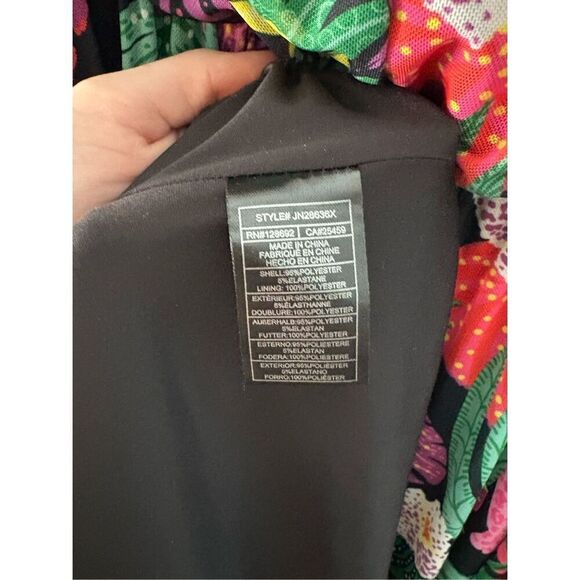 Betsey Johnson Paulina Tropical Print Animal Jungle Maxi Halter Dress Size Small - Picture 9 of 9